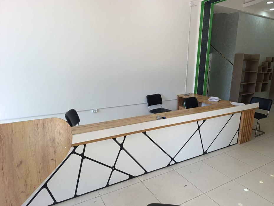 Продам ресепшен новый