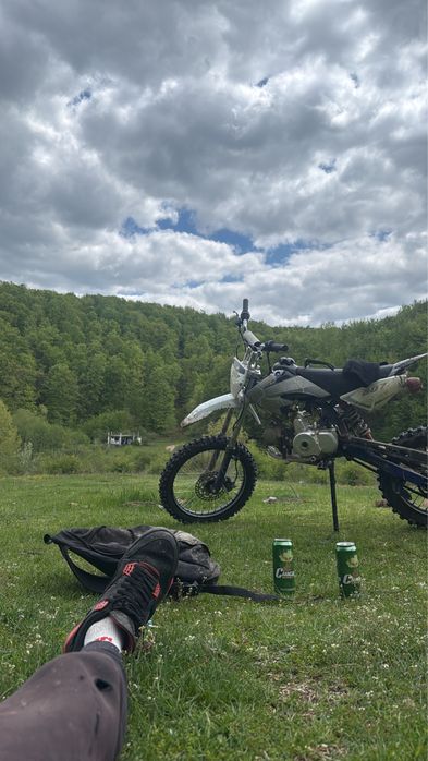 Vand cross 125 pornire buton aprope nou
