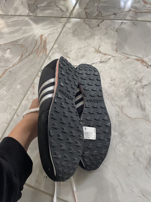Маратонки Adidas