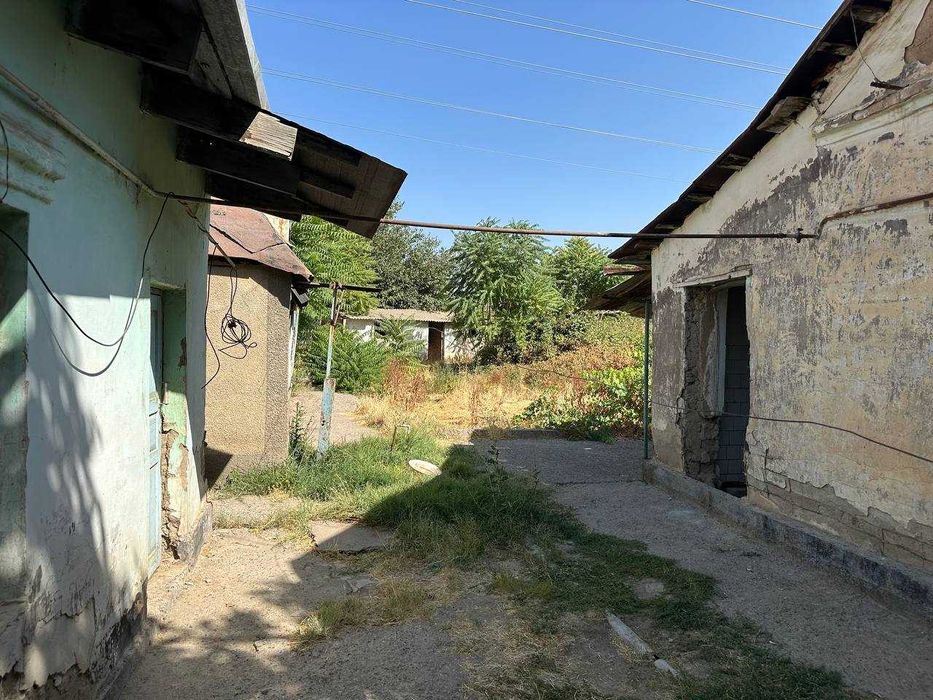 Продается дом 10 соток в Чирчике