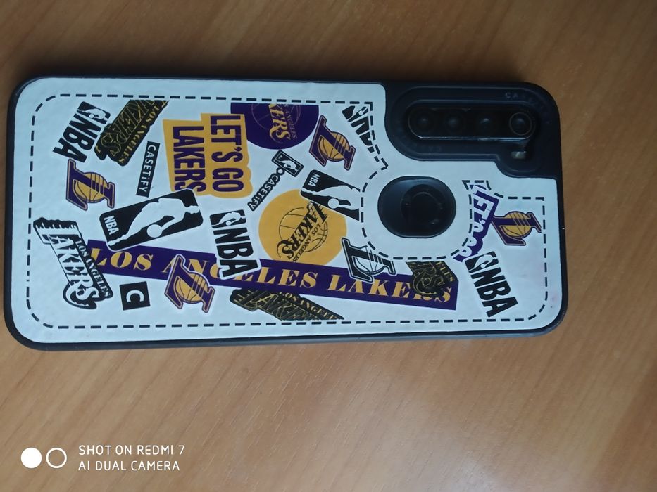 Продам телефон Redmi 8