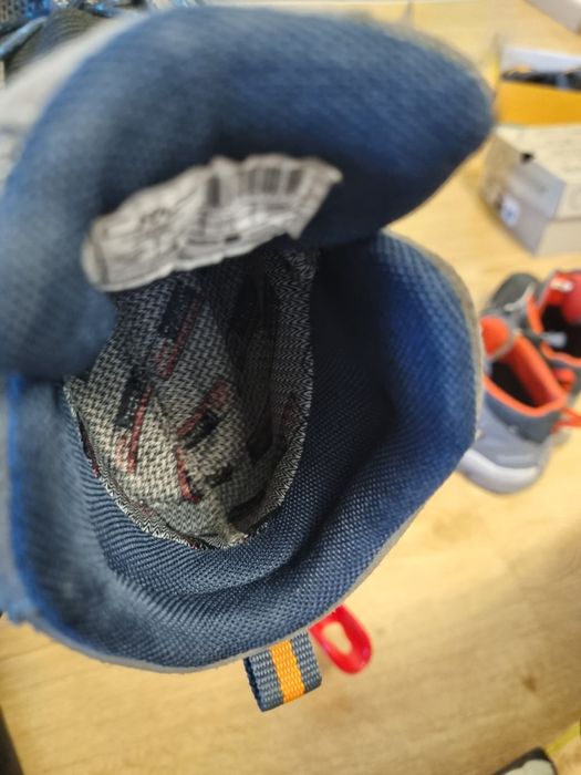 Ghete impermeabile piele CMP marime 35