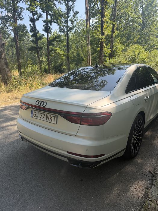 Audi A8L Mild Hibrid 5.0