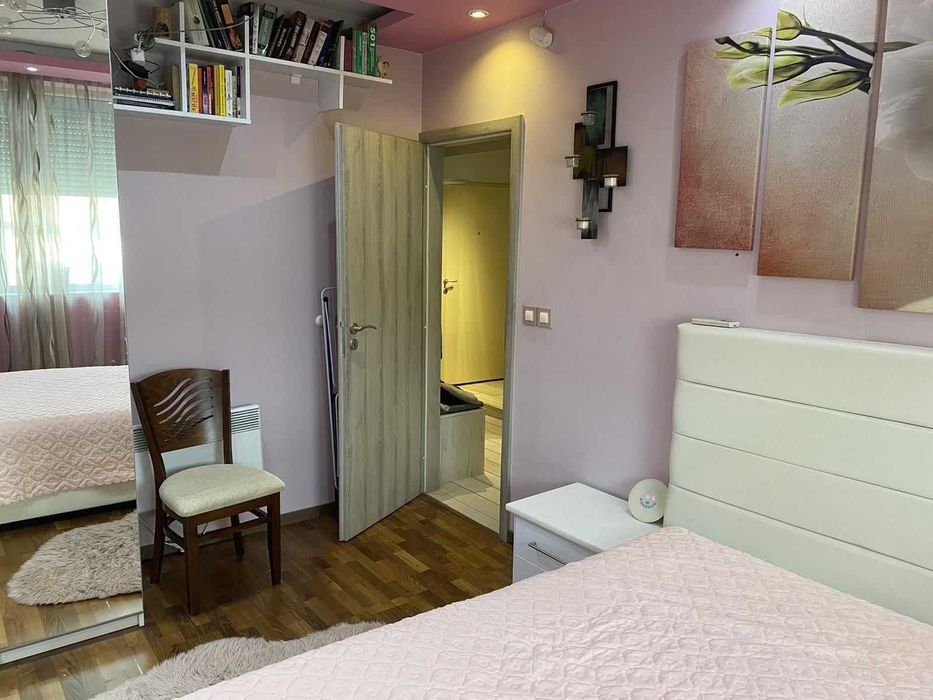 Продава се Тристаен апартамент в София, Хладилника - 116 кв.м за 1500 €/кв.м - Снимка #3