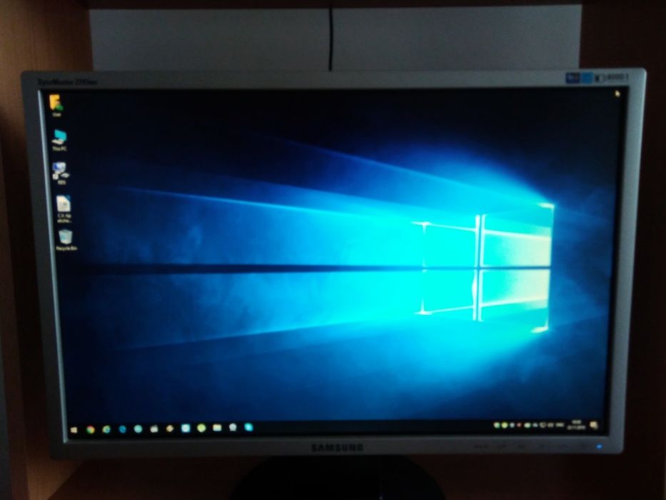 Vand monitor Samsung SyncMaster 2243NW!