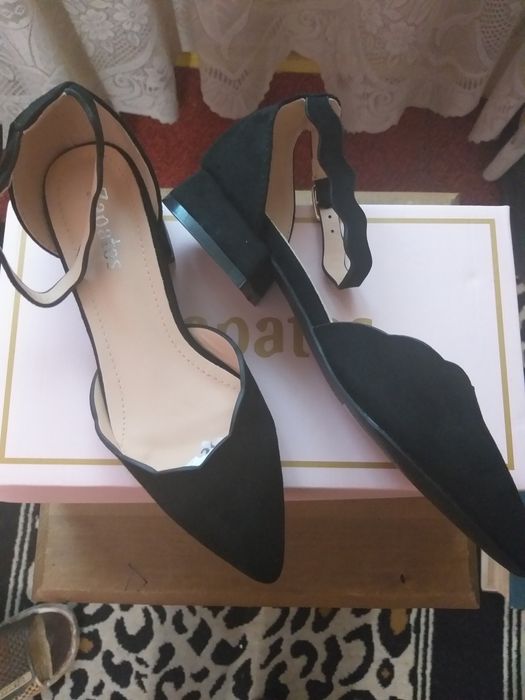 Pantofi damă eleganți si comozi