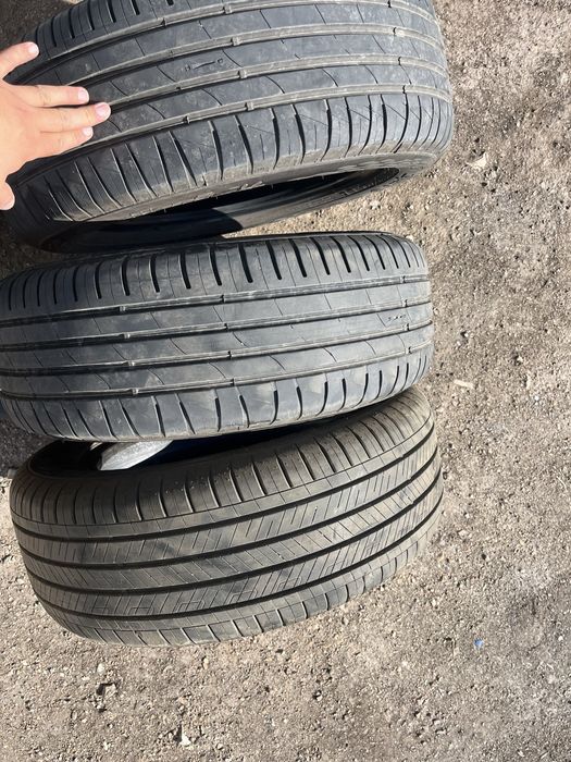 Продам три резины