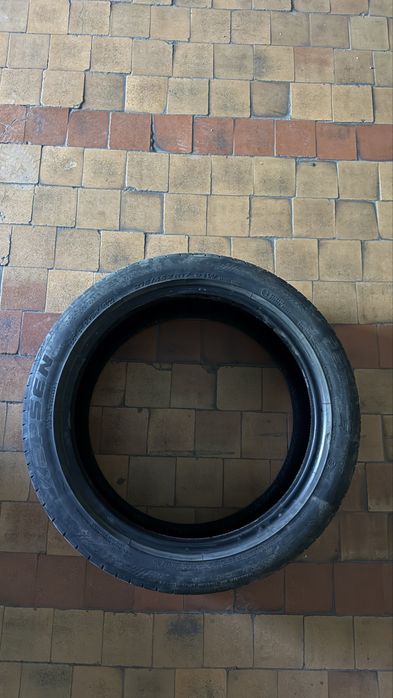 Шины летние 215/45/R17