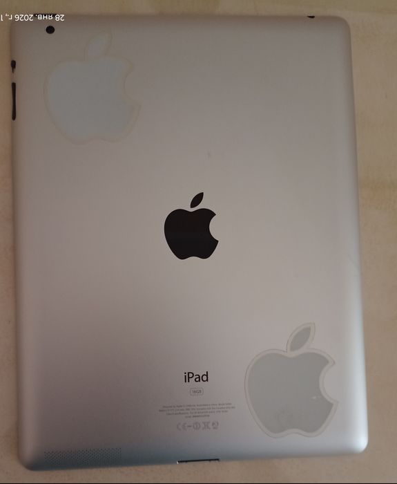 iPad 1  продам на запчасти