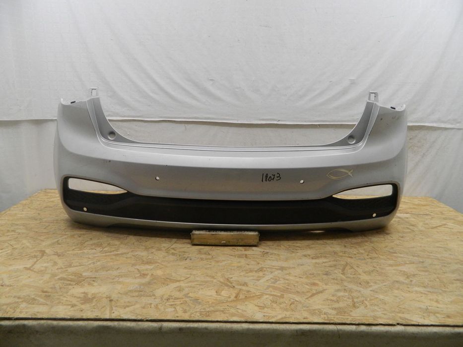 Bara spate Hyundai i20 facelift, 2018, 2019, 2020, 86611-C8AA0.