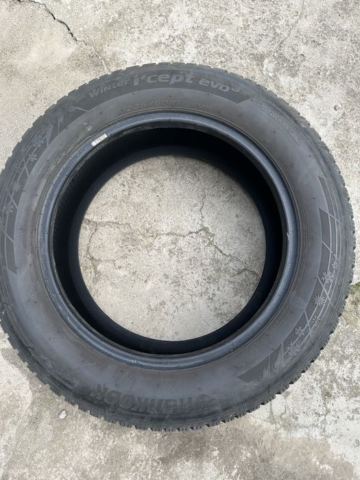 225/60R17 HANKOOK winter ICEPT EVO 3