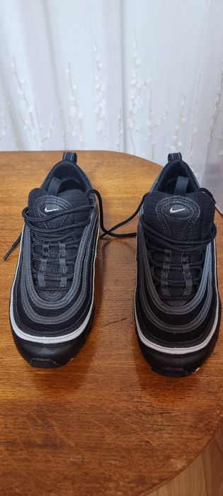 Vând adidași Nike Air Max, ca noi, mărimea 39