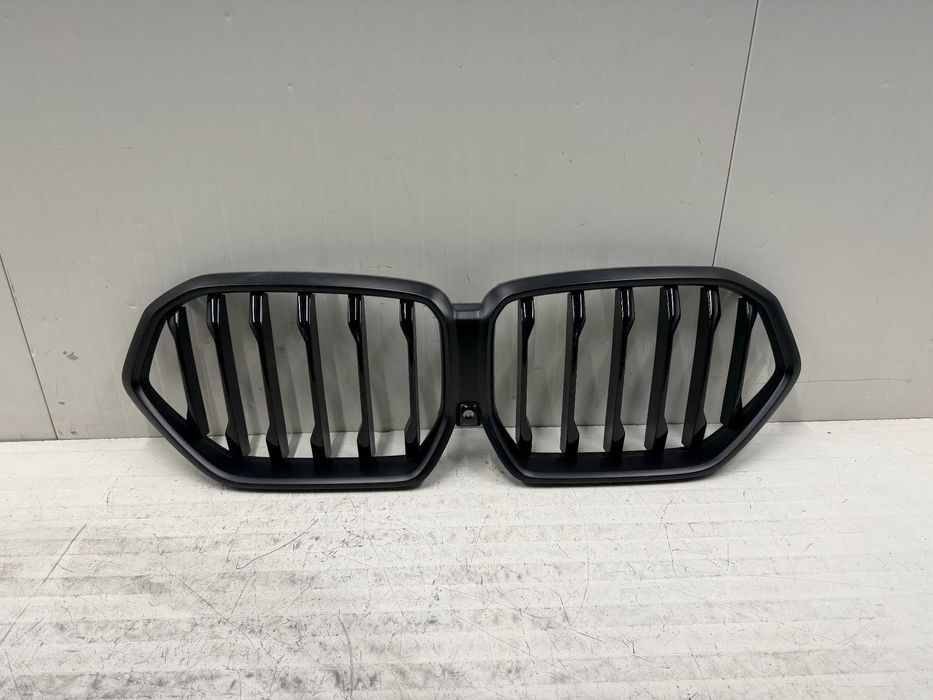 Декоративна решетка / бъбреци / грилове БМВ Х6 Г06 фейс BMW X6 G06 LCI