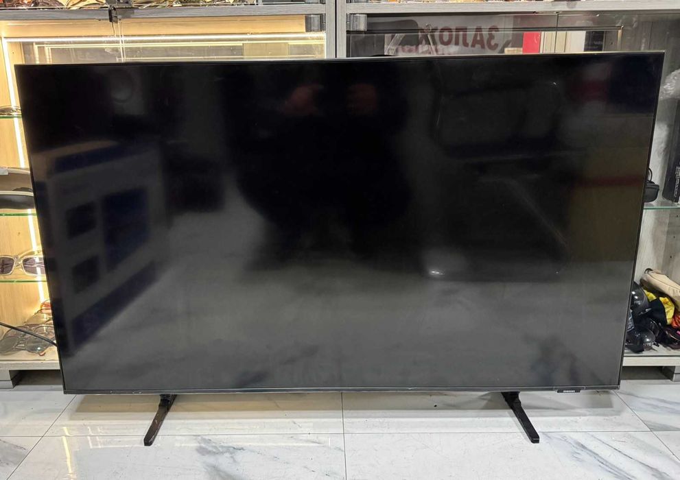 Телевизор SAMSUNG UE50AU9072UXXH-50" 4K Smart TV