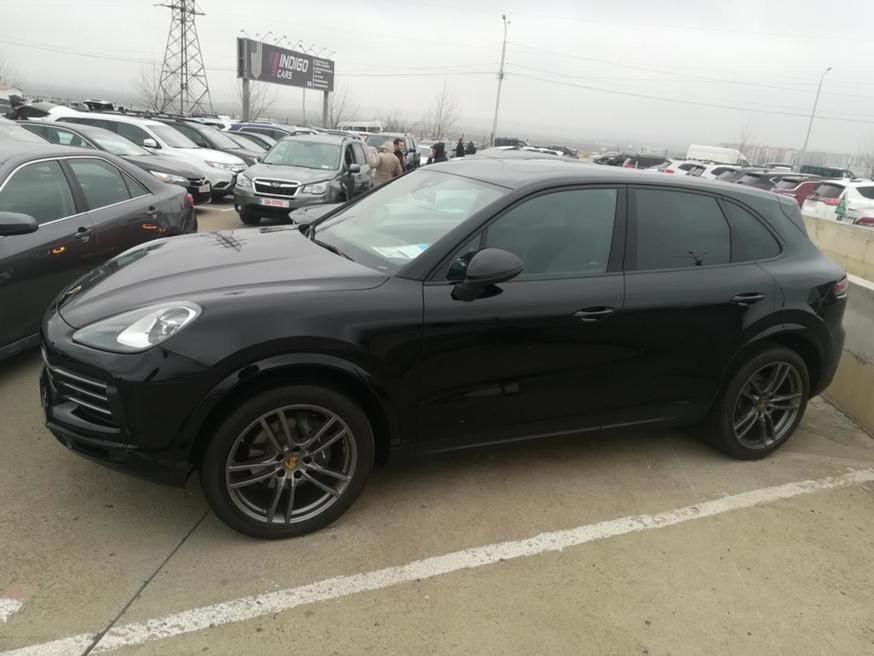 Продаётся Porsche Cayenne 20