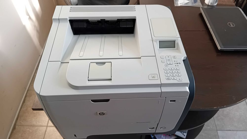 Нов!!! Лазерен принтер HP LaserJet 3015 на малко копия!