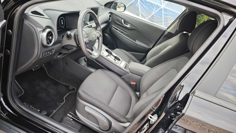 Hyundai Kona Electic 204ks 64KW Tecno