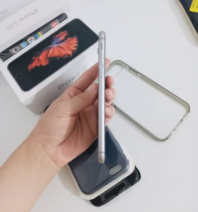 iPhone 5s + iPhone 6s читайте описание