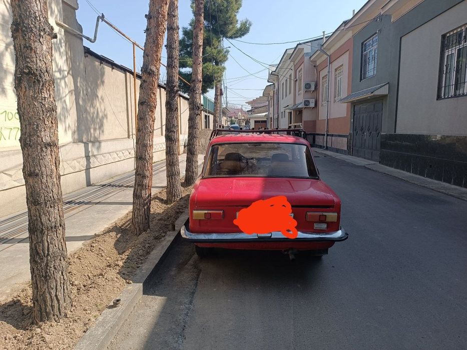 Vaz 21011 holati yaxshi yurib turgan moshina gaz