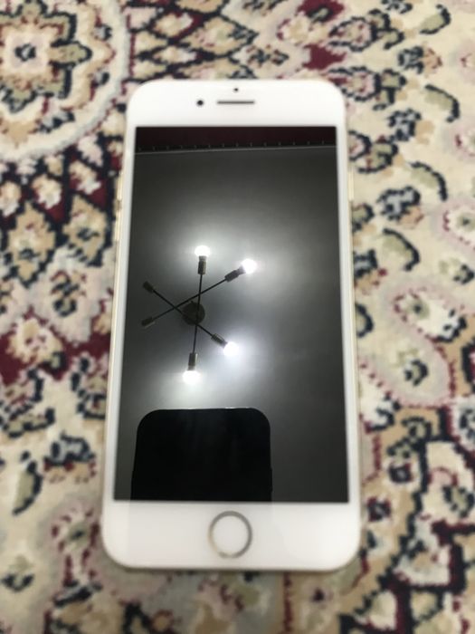 Продам Айфон 7 голд 32 гб