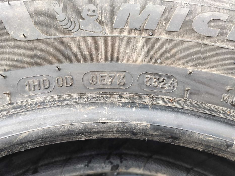 4бр Зимни гуми 215 65 16 - Michelin - DOT 2024 -