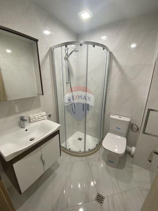 Дава се под наем Двустаен апартамент в Варна, Победа - 65 кв.м за 561 € - Снимка #3