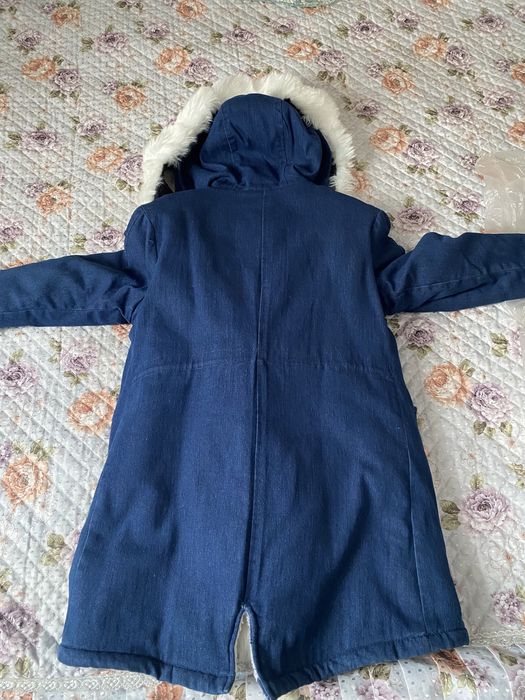 Продам зимнюю куртку (парку)