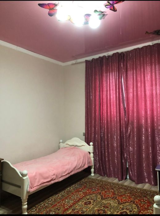 Очень большой, теплый дом.