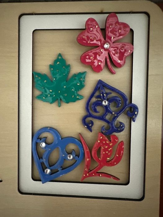 Той бастар Этно брошь