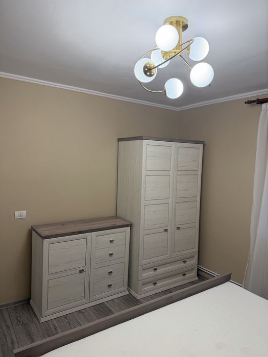 INCHIRIEZ AP. 2 camere