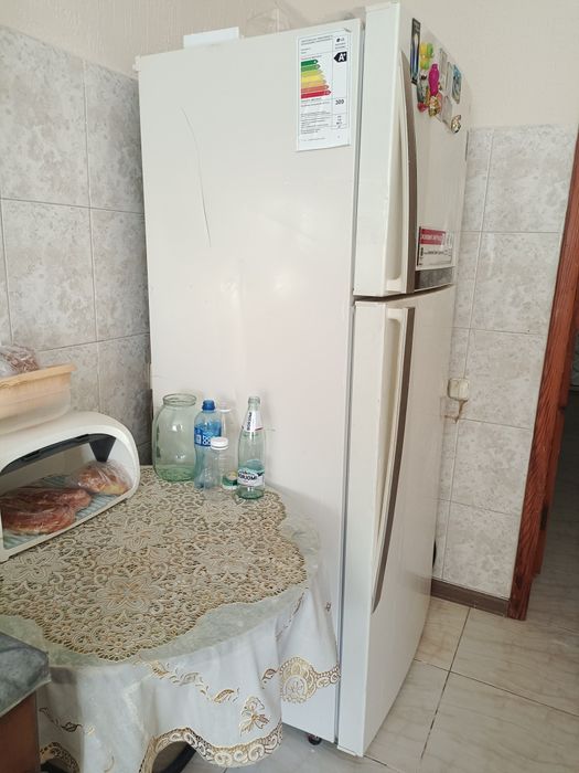 Холодильник большой б/у