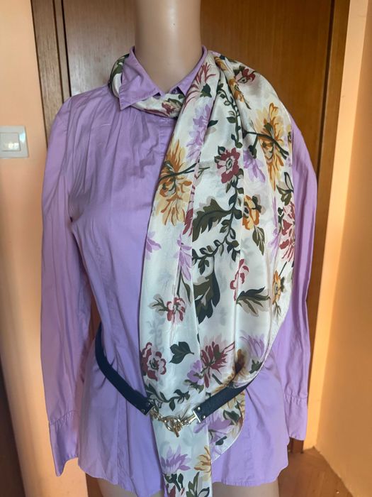 Копринен шал с флорален десен