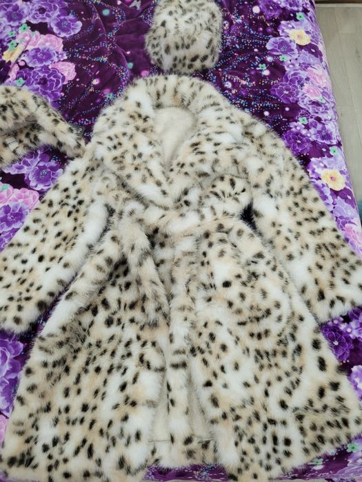 Шуба эко рысь новая.