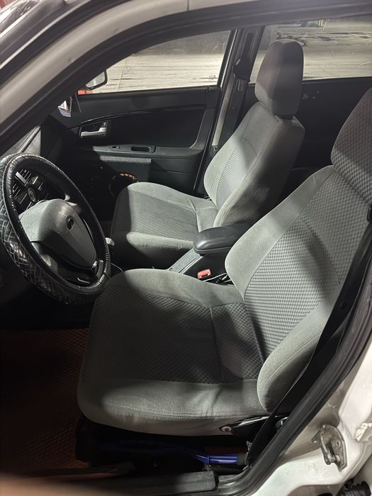 Лада Приора Хэтчбек