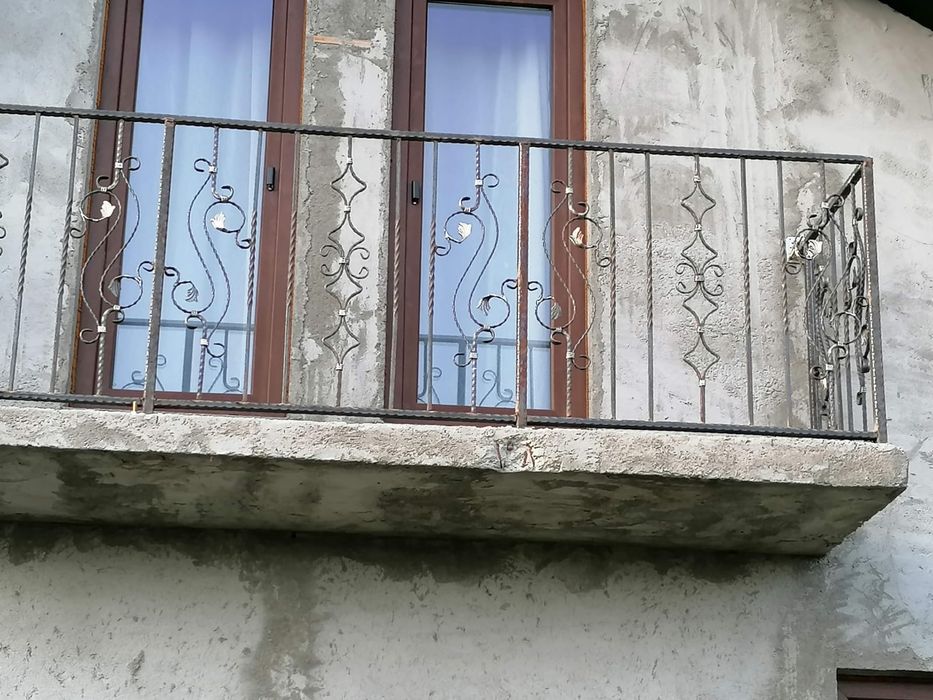 Execut lucrări :montaj camere video și instalați electrice