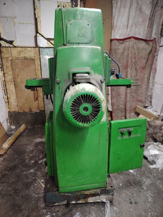 Продам фрезерный 6р13