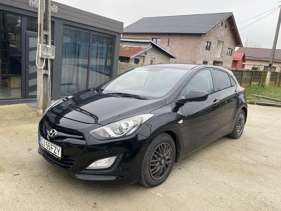 Hyundai i30 1.4 crdi 90cp