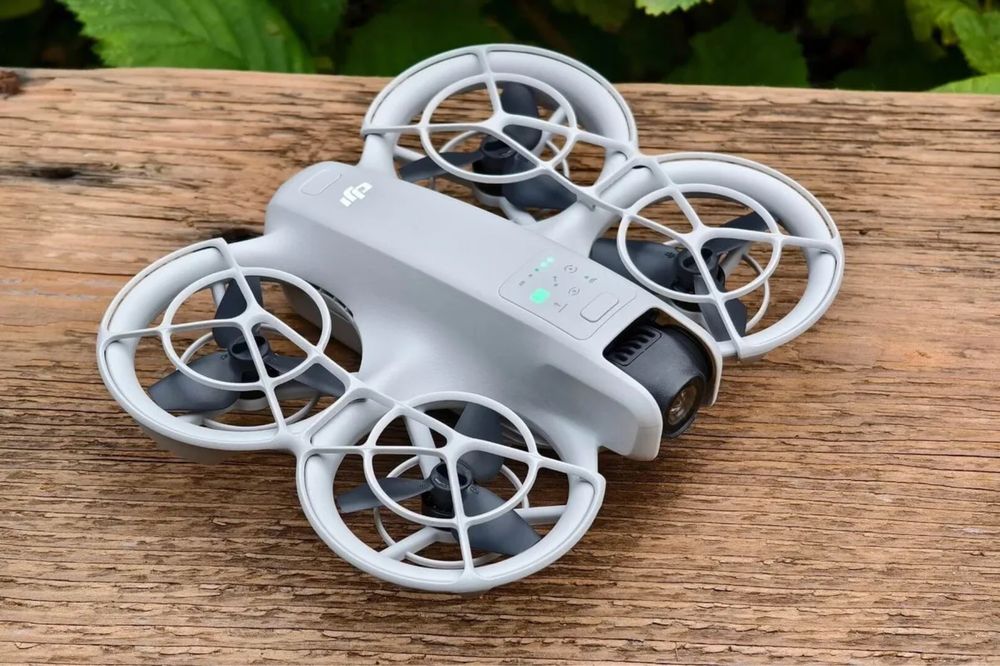 Продам Дрон DJI Neo
