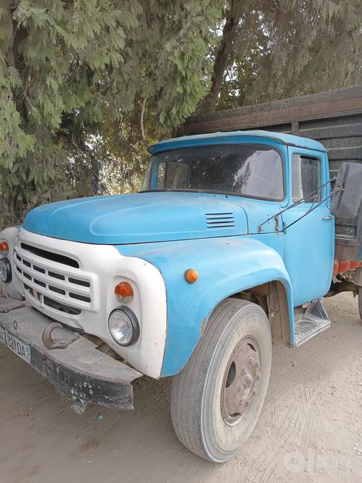 Zil 130 sotiladi