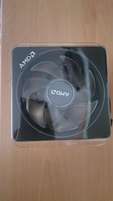 Cooler Procesor AMD Wraith Prism RGB nou , nefolosit
