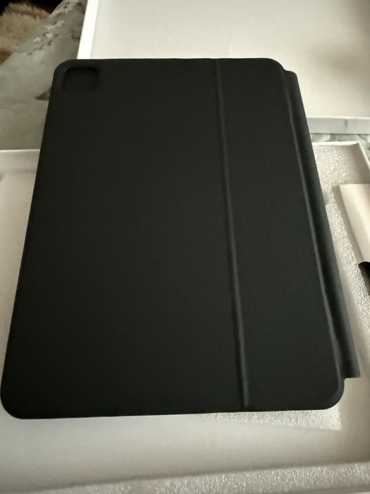 Husa cu tastatura pentru ipad