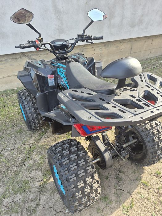 Vând ATV 002S Defender