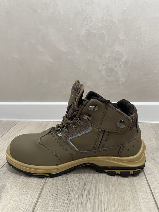 Продам ботинки демисезон