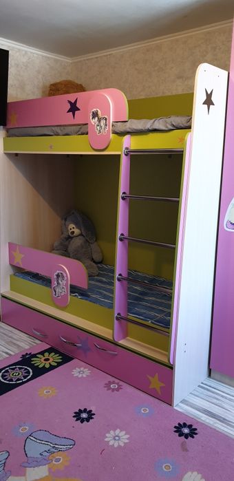 Детский уголок в комнату 3×4 кв.м.