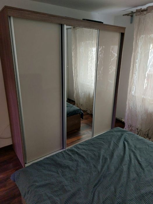 Ofer spre inchiriere apartament cu 3 camere zona Minulescu