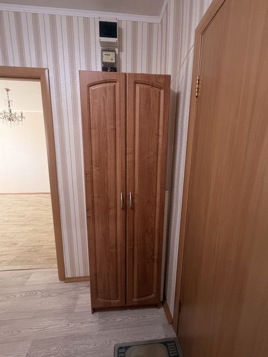 Продам шкаф для прихожей