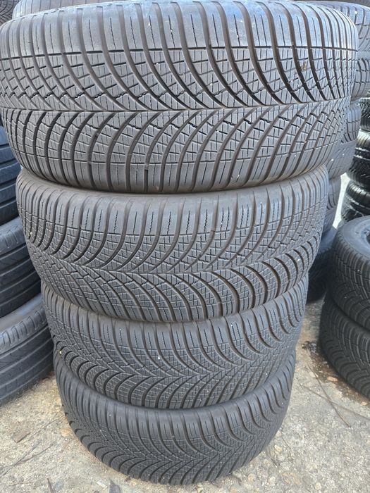 4бр. 245 50 19 Goodyear всесезонни.