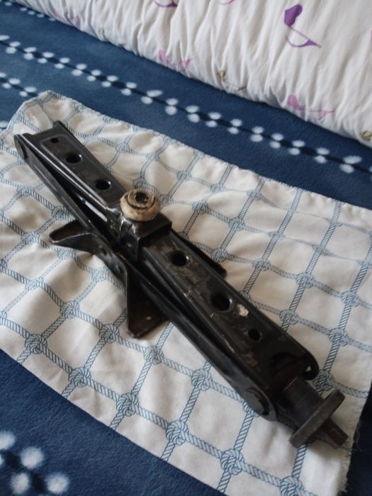 Prese pentru rulmenți la toate categoriile de autoturismele  și un cri