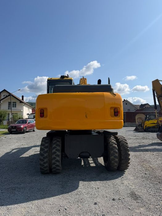 Komatsu pw 140 an 2008