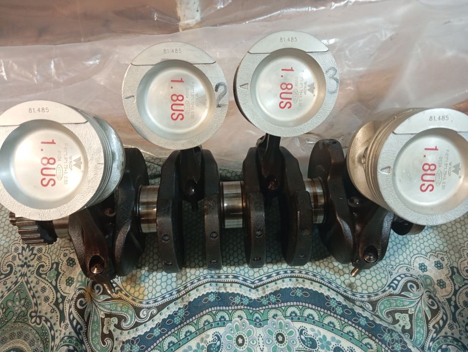 Двигатель Фольксваген 1.8